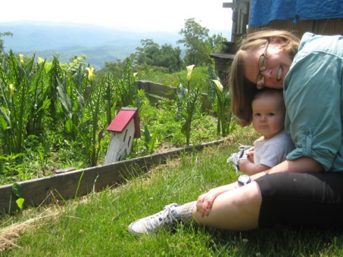 17_Jackie_Mommy_BlueKnob